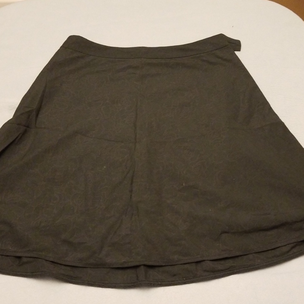 A-line Old Navy skirt